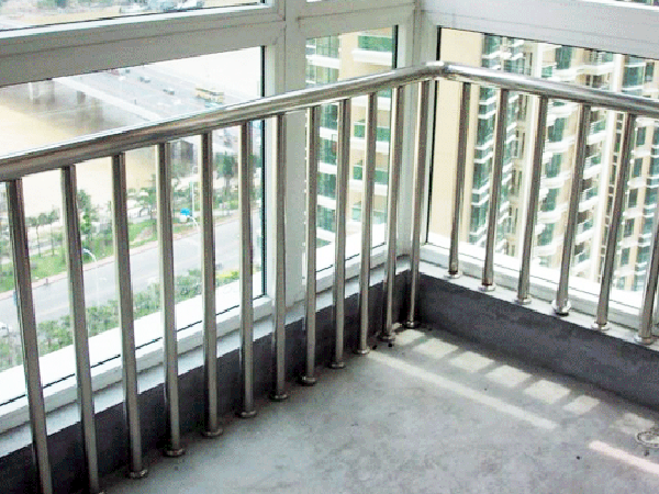 不锈钢阳台护栏
