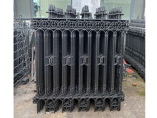 铸铁护栏