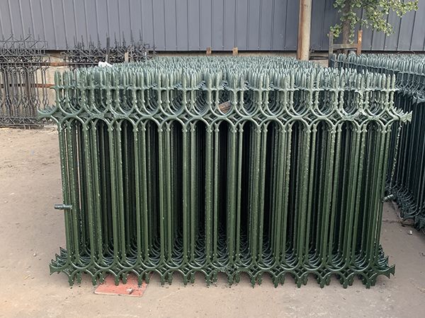 铸铁护栏