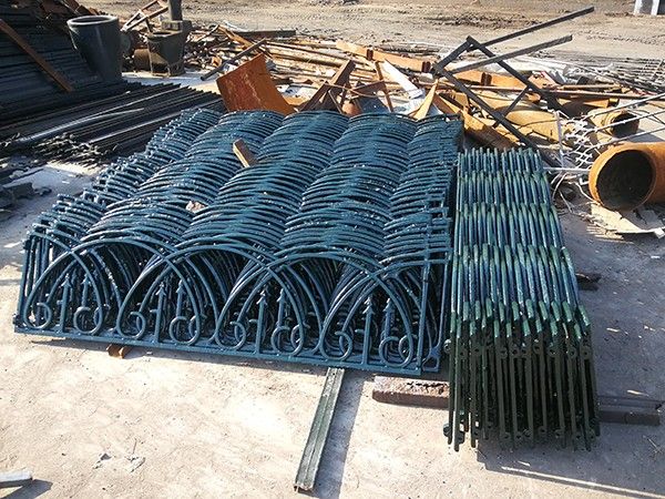 铸铁护栏